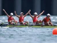 包含赛艇赛场再起风云：塞北风暴队火力全开燕山烈马队，新援首秀制胜门前嗅觉决定胜负的词条