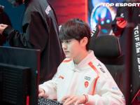 关于JackeyLove回归赛场，势不可挡首场状态亮眼，C9观众沸腾！的信息