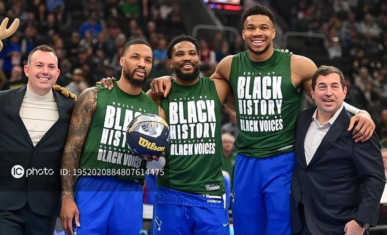 朝の光を感しじて吉他指弹 朝の光を感しじて吉他指弹