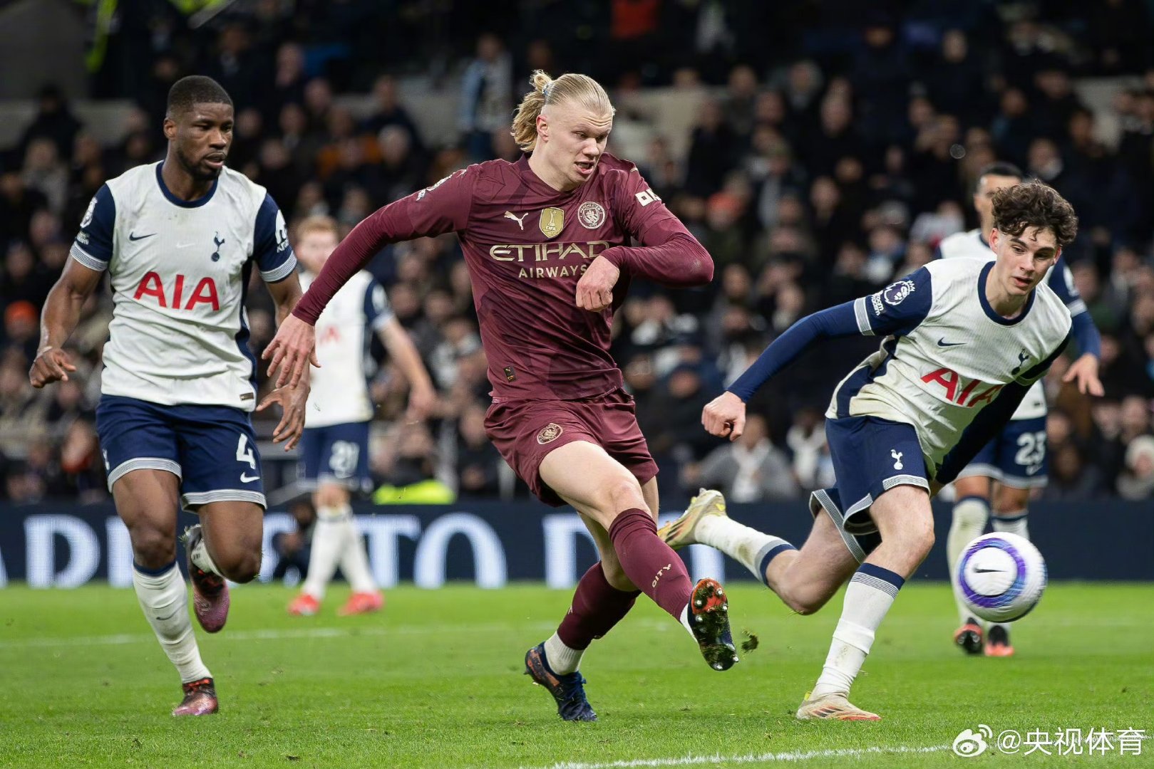 哈兰德在法国队比赛中大胜,战术调整引发热议!的简单介绍 哈兰德在法国队比赛中大胜,战术调整引发热议!的简单介绍